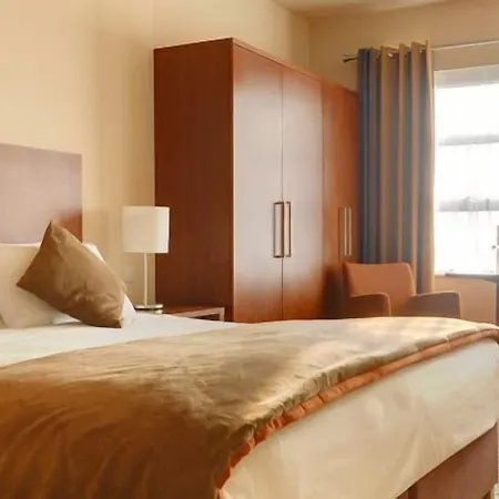Hotel Maldron Hotel&leisure Centre 3*