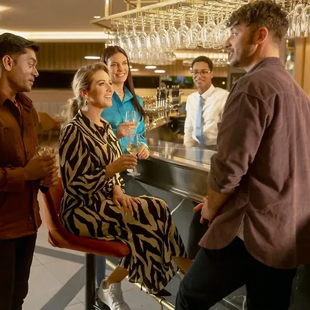 ホテル Maldron & Leisure Centre