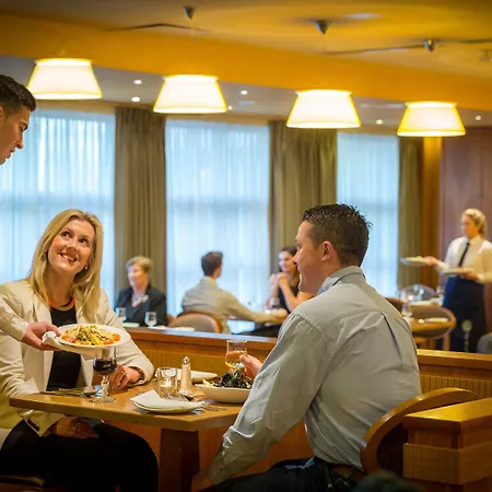 Hotel Maldron & Leisure Centre 3*