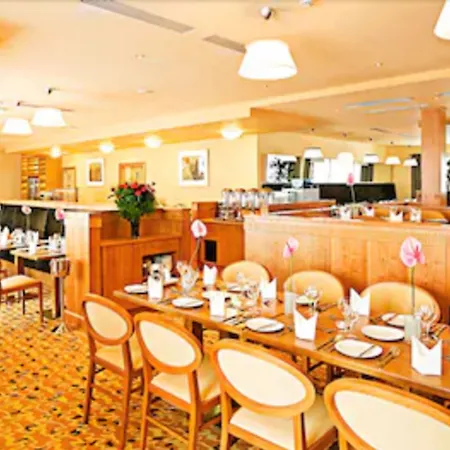 Maldron & Leisure Centre Limerick Junction