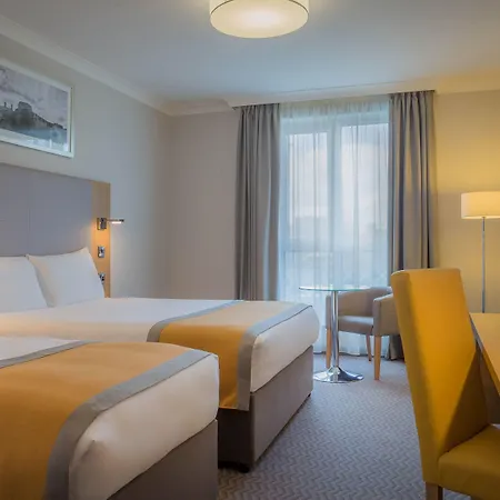 Maldron & Leisure Centre 3* Limerick