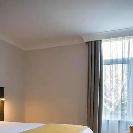 Hotel Maldron Hotel&leisure Centre 3*