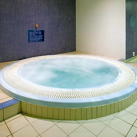 Maldron Hotel&leisure Centre Hotel