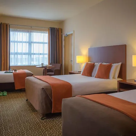 Maldron & Leisure Centre