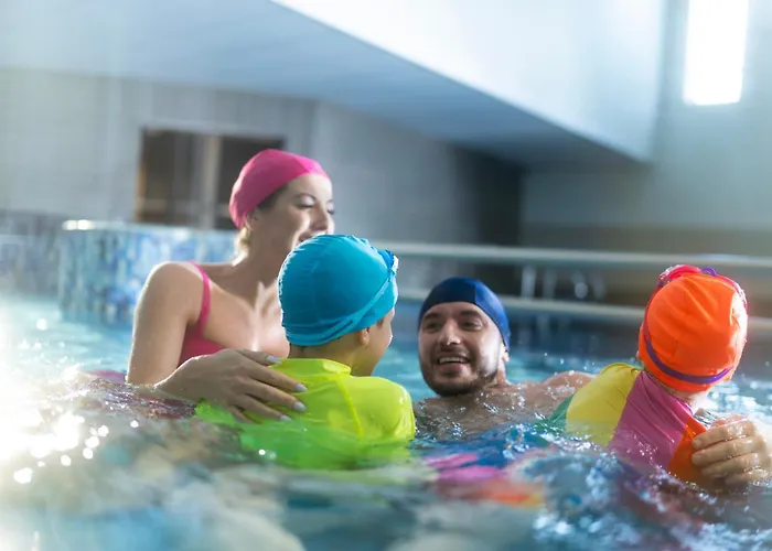 利姆瑞克玛尔德文酒店及休闲中心 Limerick Junction