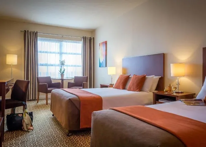 Maldron Hotel&leisure Centre Hotel 3*