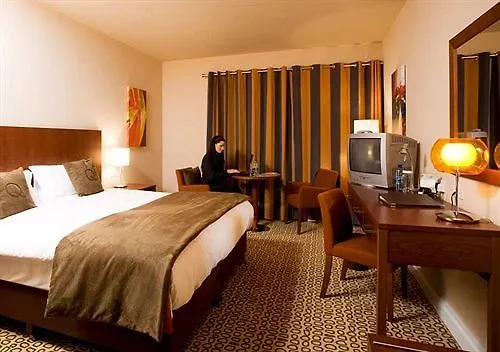 Hotell Maldron & Leisure Centre