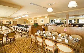 호텔 Maldron & Leisure Centre Limerick Junction